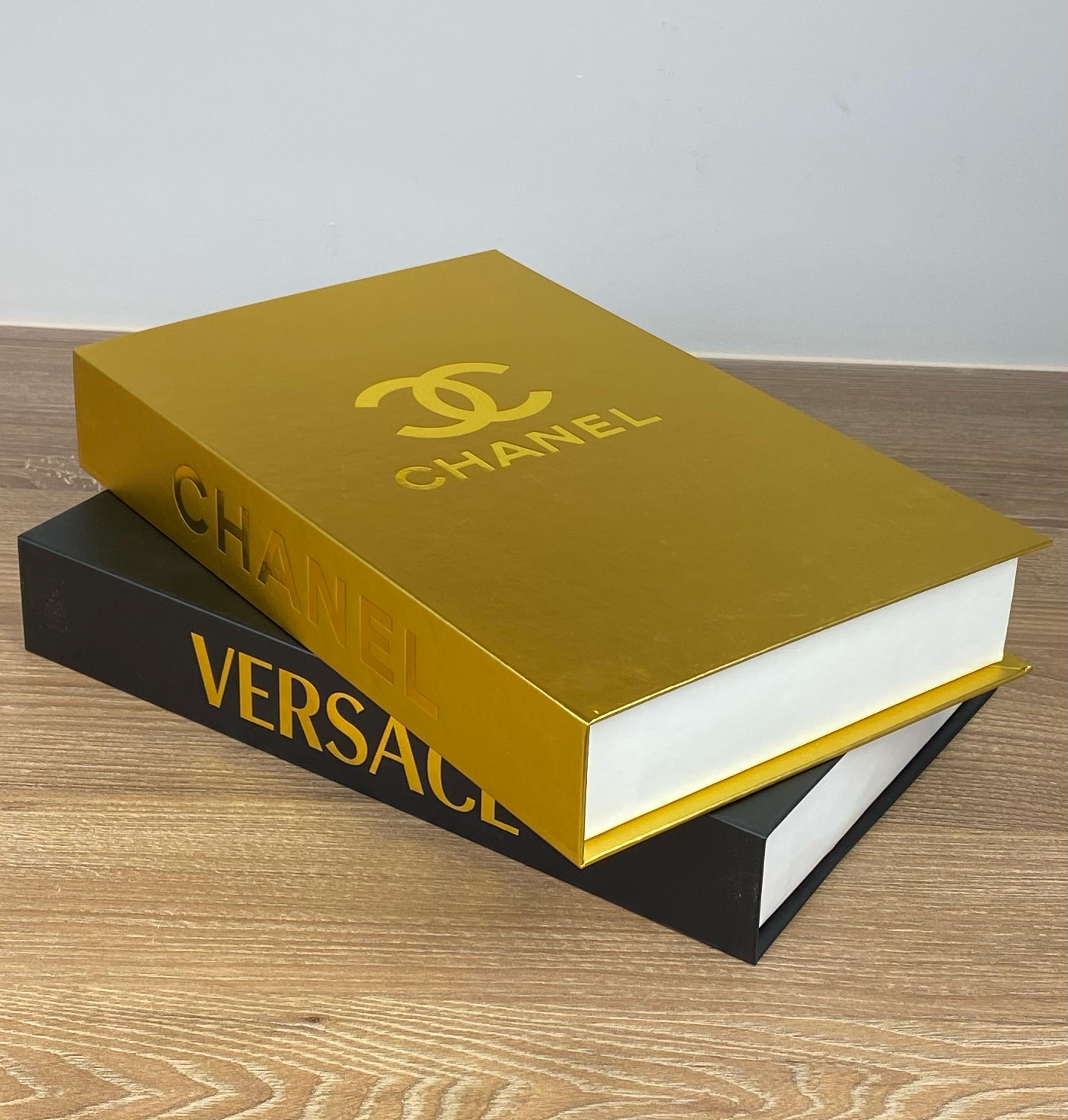 Libro Decorativo Cofre Chanel Dorado